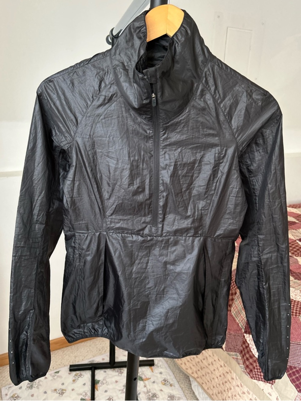 Lululemon Run With It Lightweight Jacket Black 2